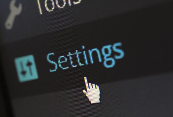 github加速下载工具 Windows 主界面截图，显示节点选择列表、当前连接速度仪表盘和一键启动按钮，湖蓝配色